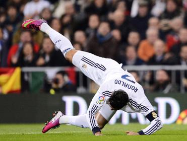 http://betting.betfair.com/football/images/Ronaldo%20pride%20fall.jpg